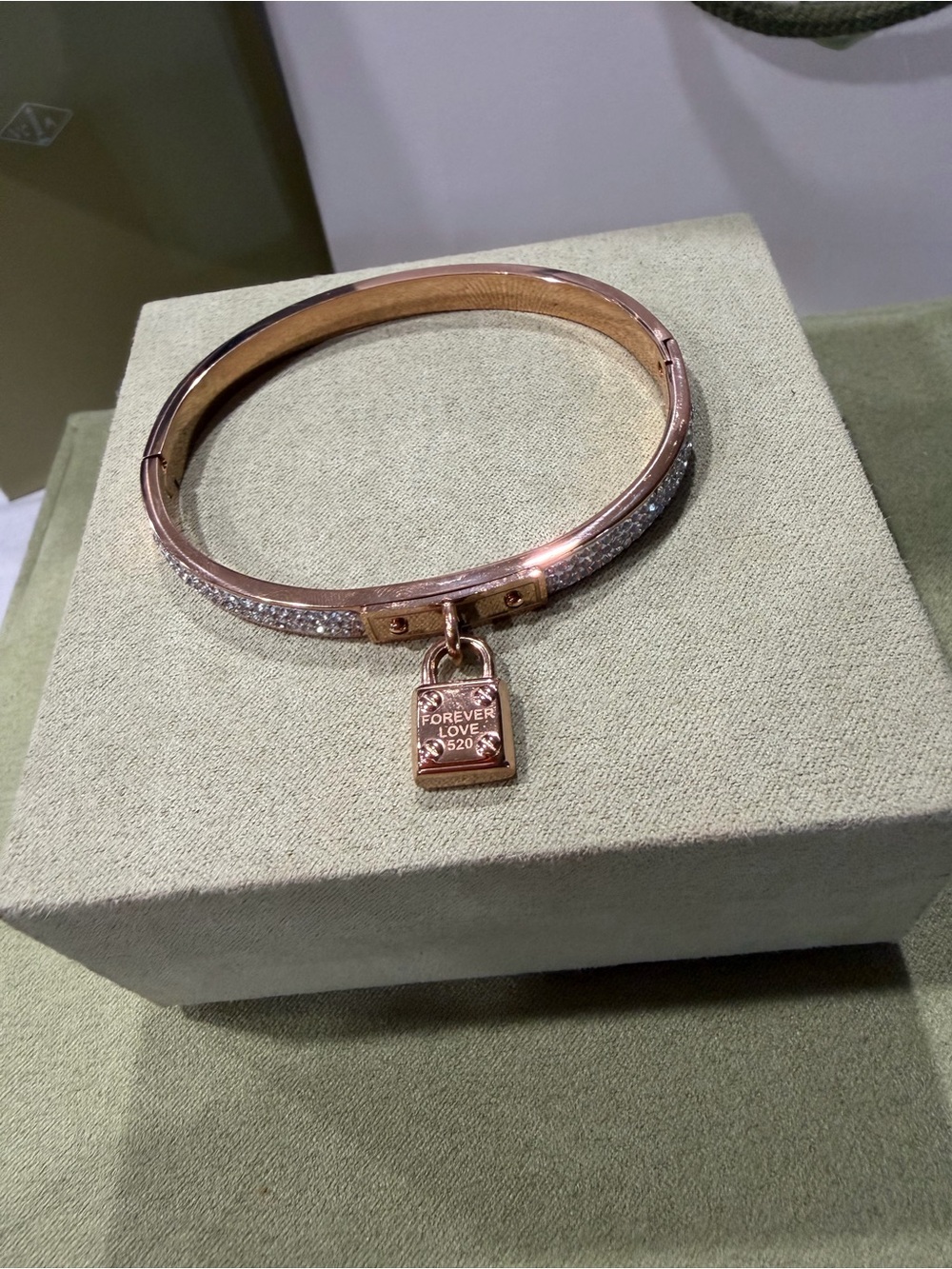 Vintage Clochette lock Bangel 18k $4,500